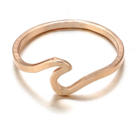Rose Gold Minimalist Wave Simple Jewelry - Picture 3 of 4